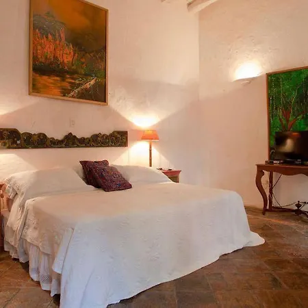Villa Magnificent Colonial Mansion *